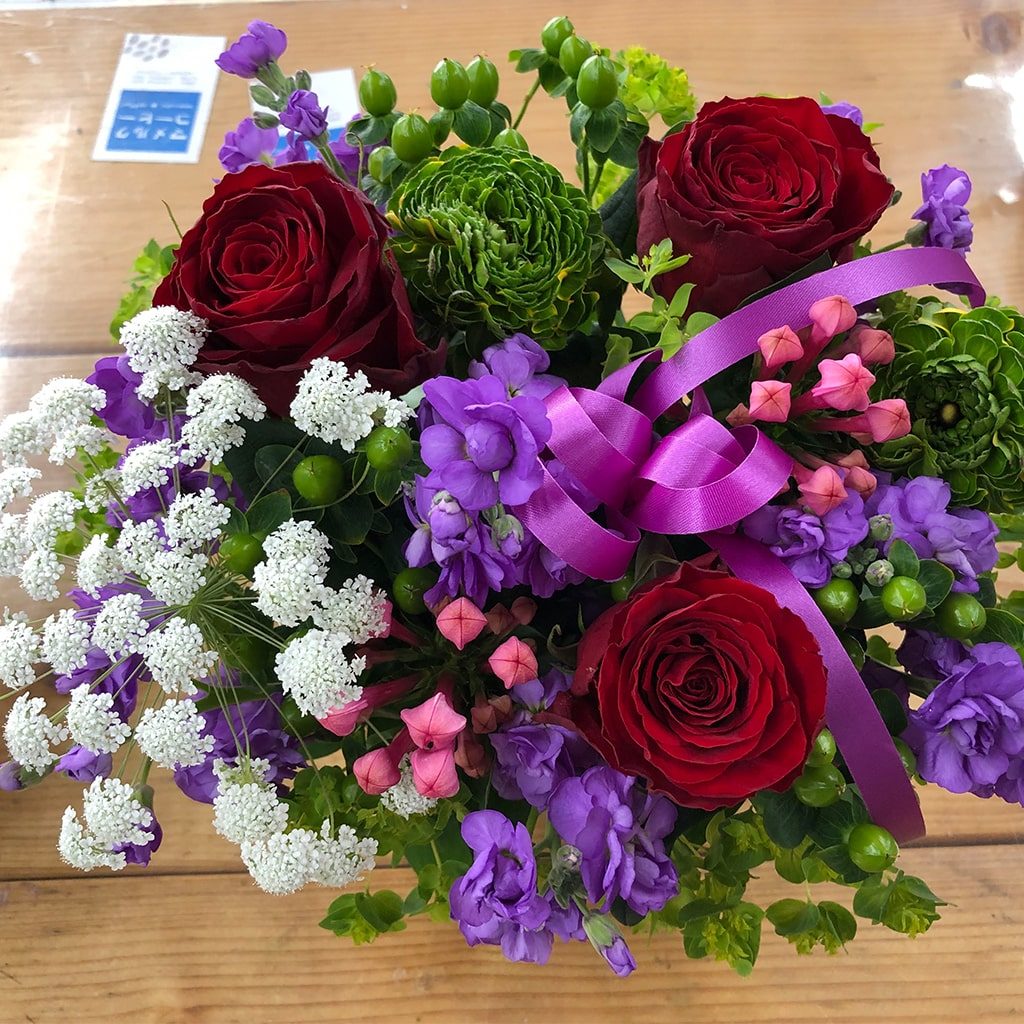 フラワーアレンジメント　3000円