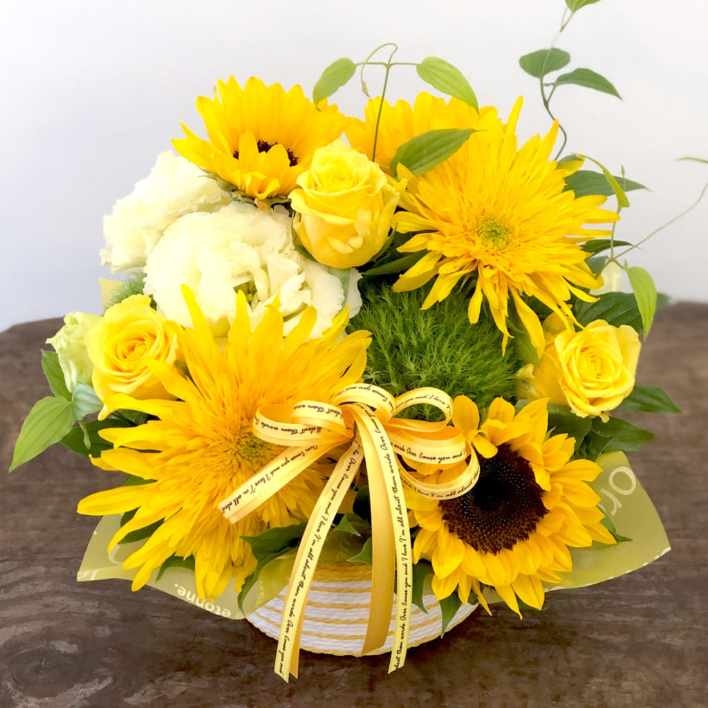 フラワーアレンジメント　黄色系