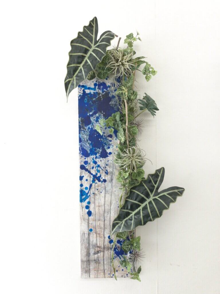 壁掛け　造花　流木　アート　アロカシア