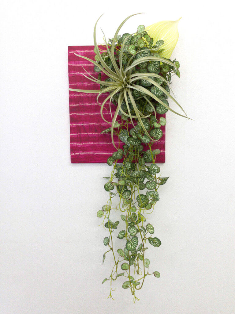 壁掛け　造花　アート　チランジア　アンスリウム　ユキノシタ