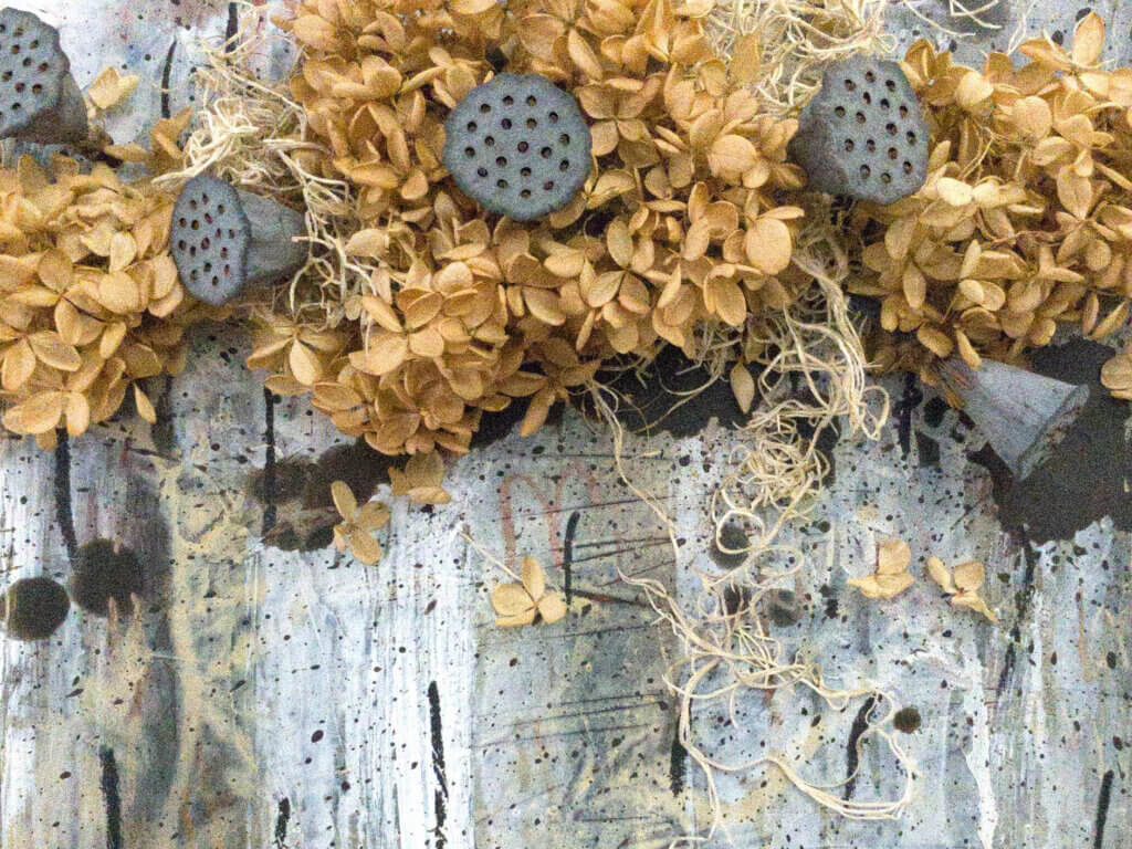 壁掛け　ドライフラワー　流木　アート　あじさい　蓮の実