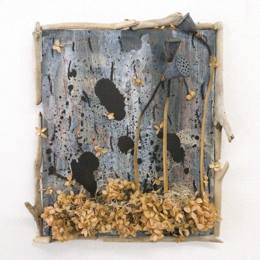 壁掛け　ドライフラワー　流木　アート