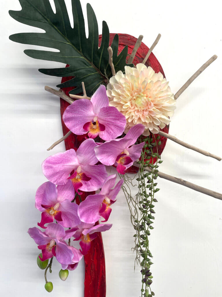 壁掛け　造花　アート　流木　ダリア　胡蝶蘭