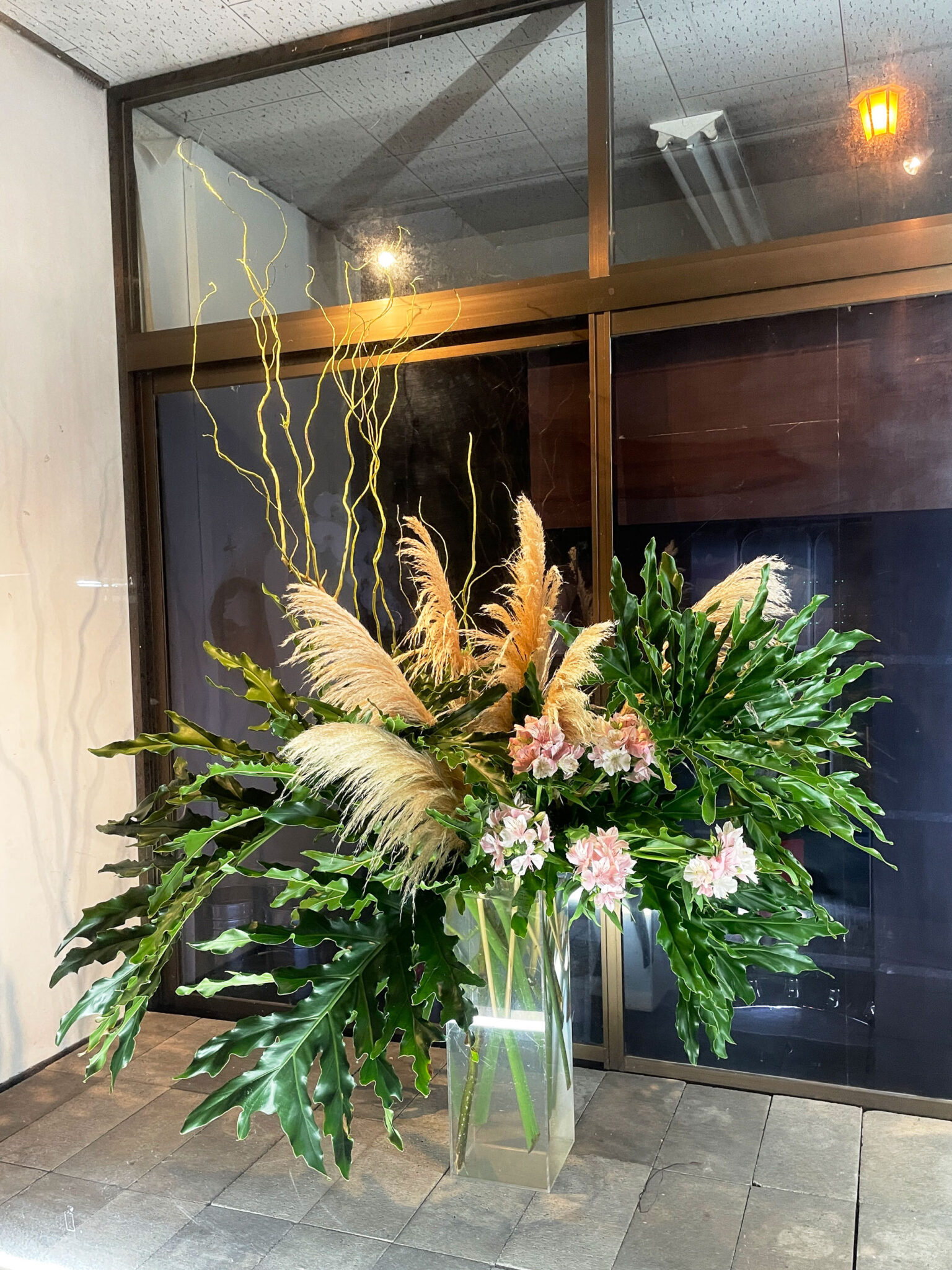 Window-display-tanakaya-hanaten-01